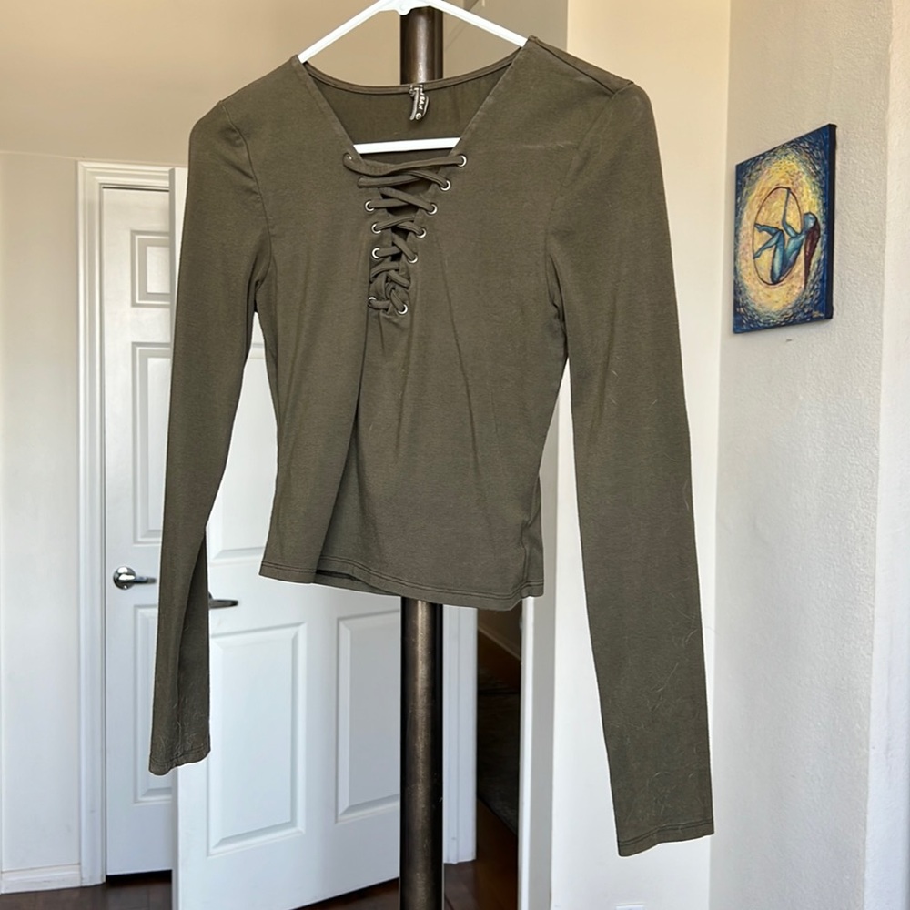 Cropped Green Lace Up